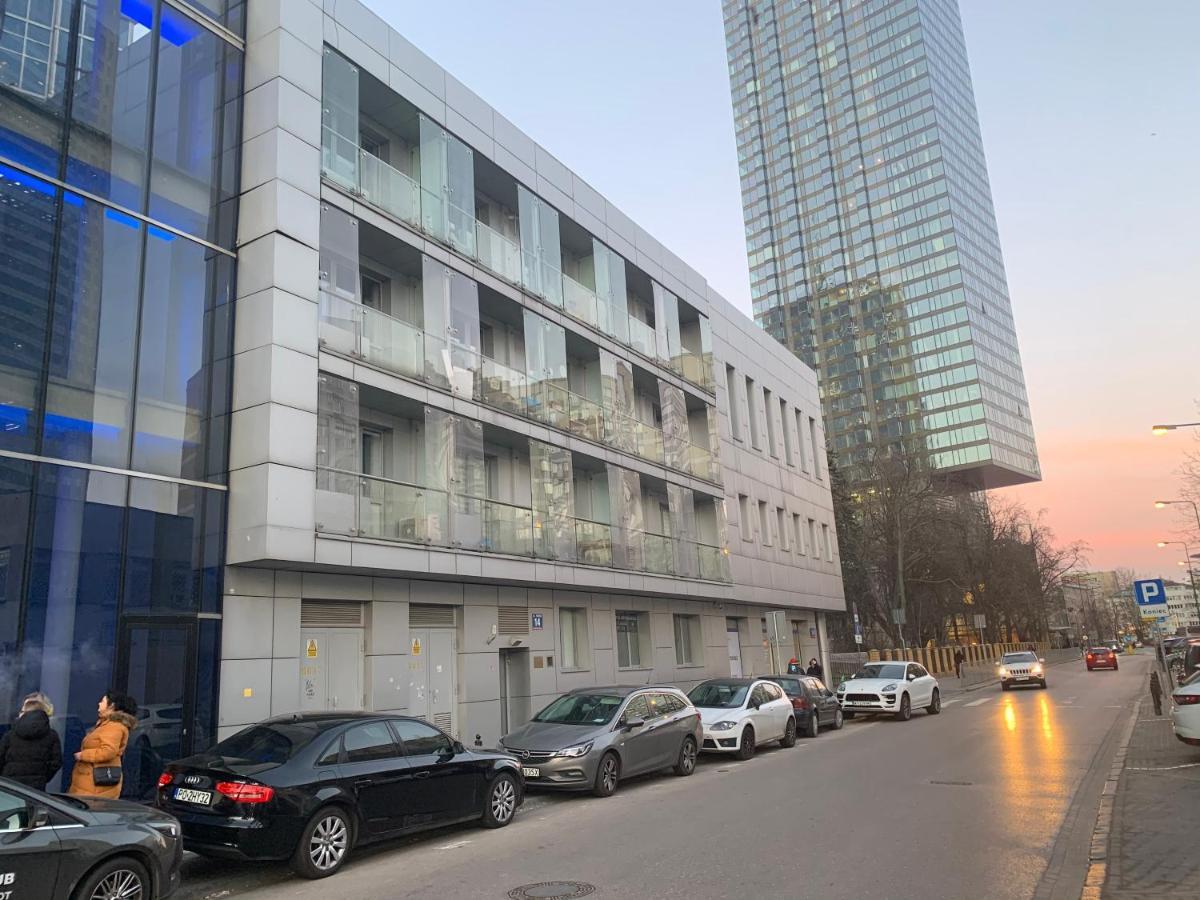 #7B Worktravel Central Miniapart Warszawa Exteriör bild